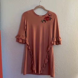 A baby pink rose embroidered dress💕🌹